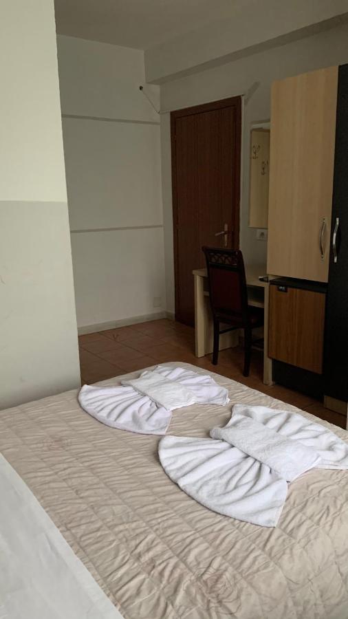 Guest House De Rada Tirana Buitenkant foto