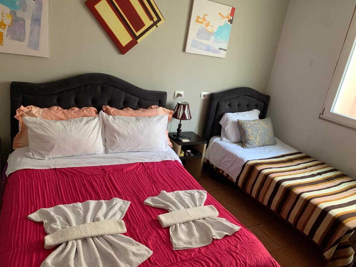 Guest House De Rada Tirana Buitenkant foto