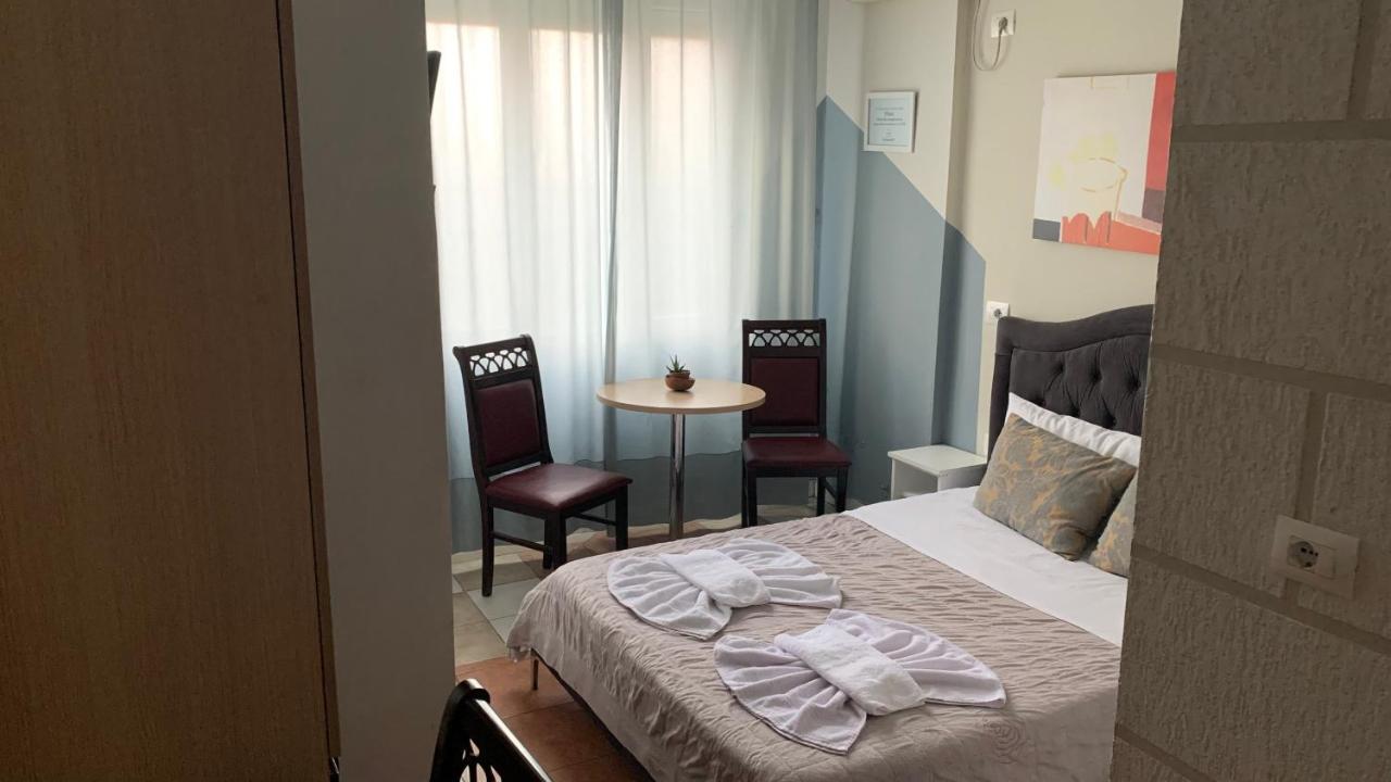 Guest House De Rada Tirana Buitenkant foto