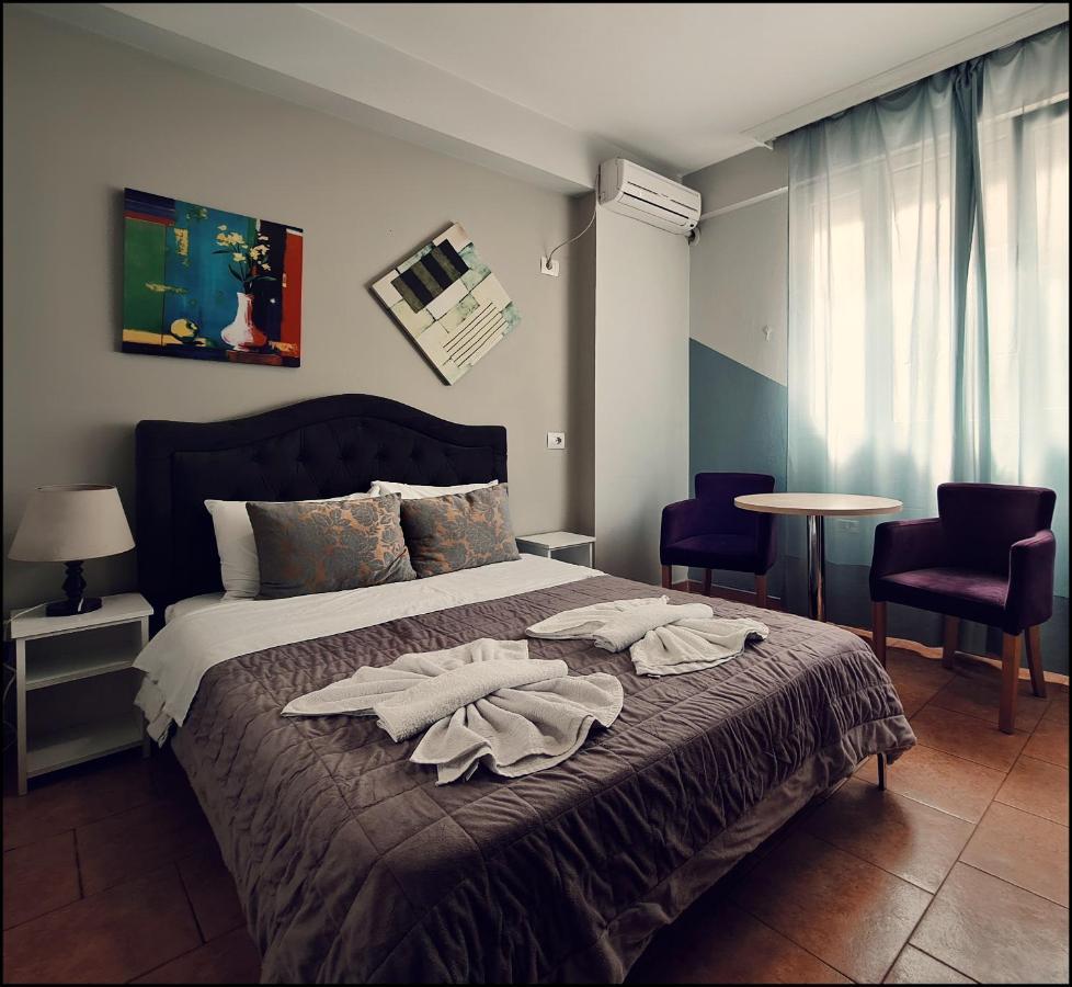Guest House De Rada Tirana Buitenkant foto